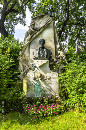 Grave of composer Franz von Suppe  in Vienna photo