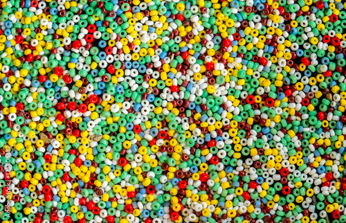 Multi colored beads © Roberto Sorin