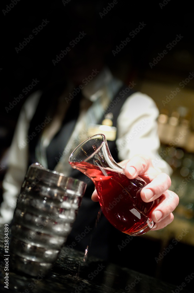 Obraz premium cocktail, barman,