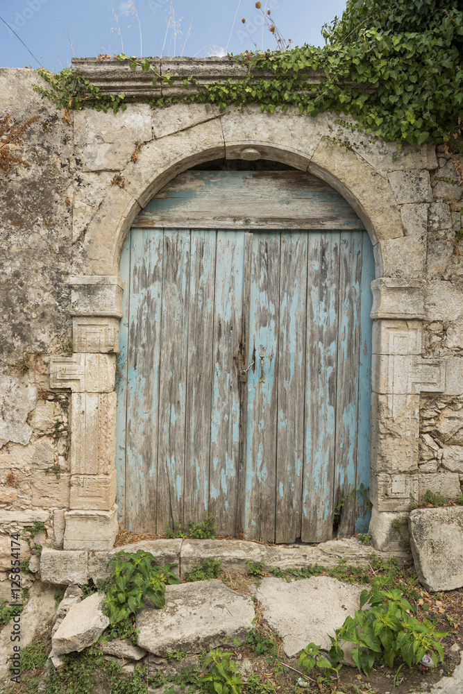 Alte Holztür auf der Insel Kreta