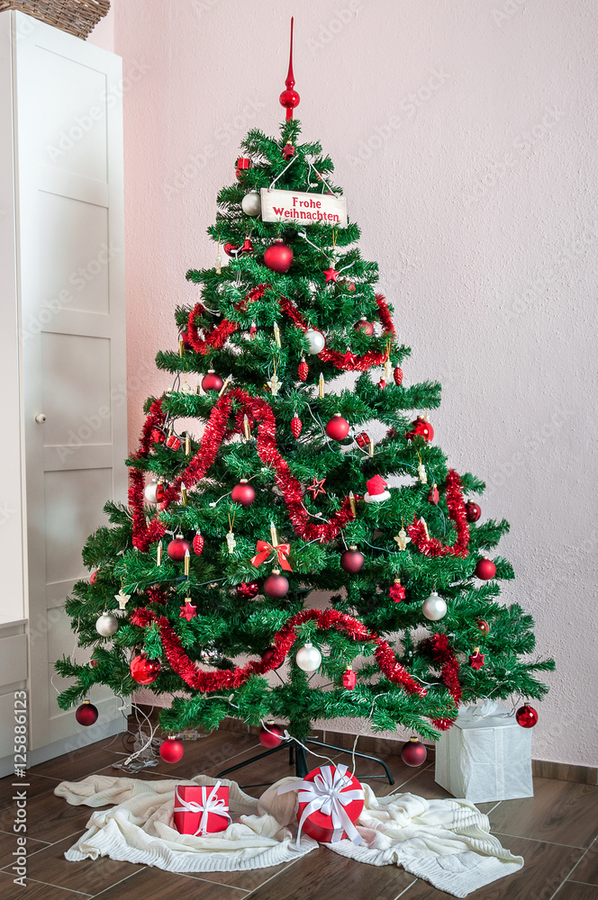 Frohe Weihnachten - Christbaum - Dekoration Weihnachten