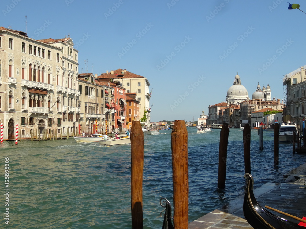 Lagunenstadt Venedig im Sommer