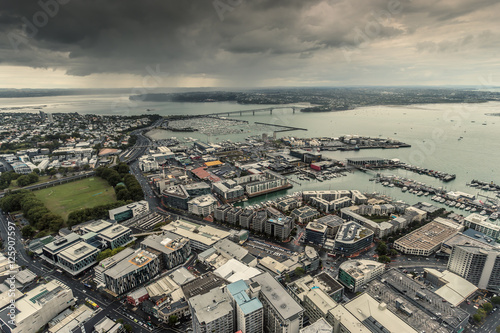 Ausblick vom Sky Tower in Auckland / Neuseeland (Richtung Nord-Westen)