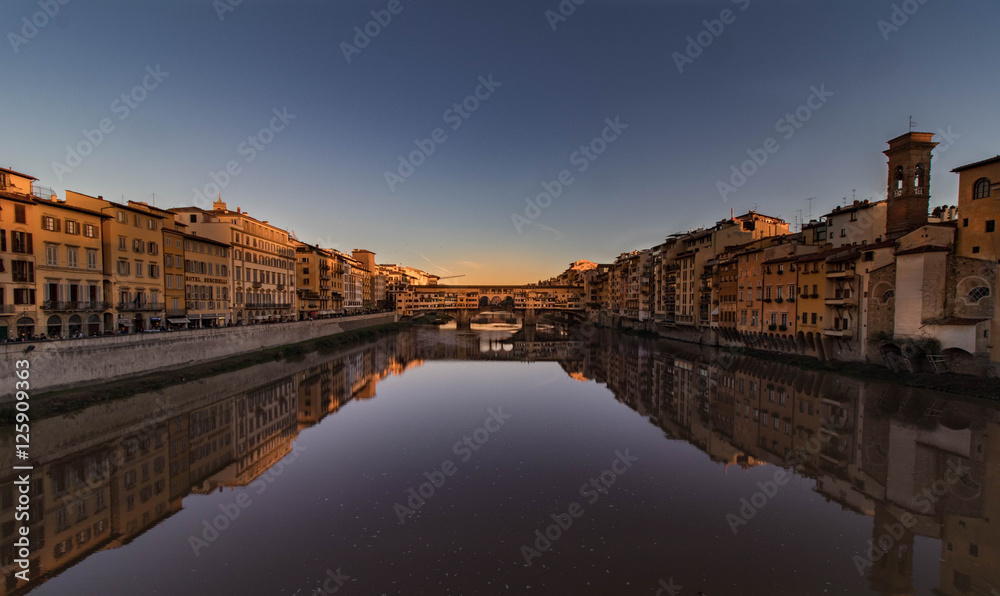 Ponte Vecchio al tramonto