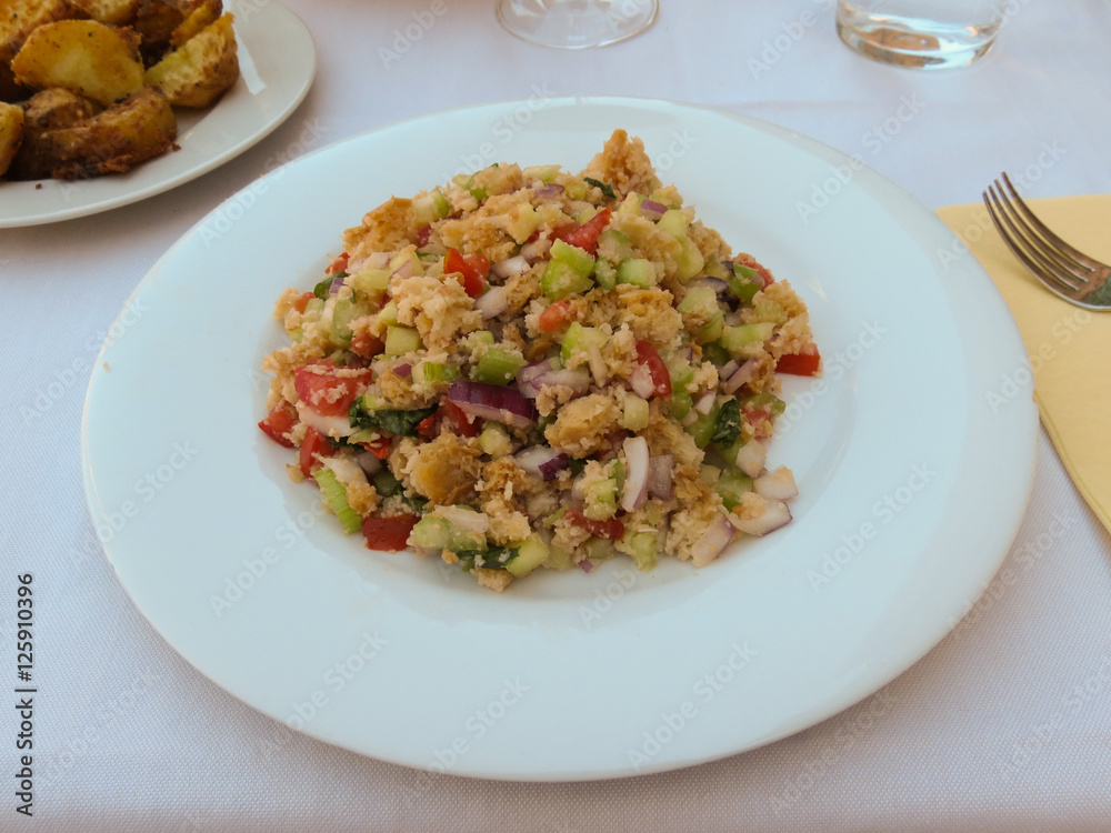 Panzanella bread salad