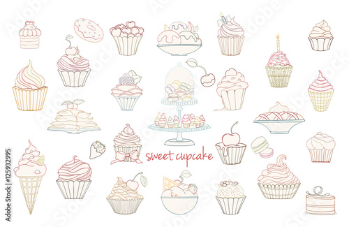 Hand drawn set of doodle style cupcakes