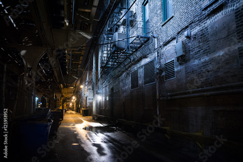 Obraz na plátně Dark City Alley