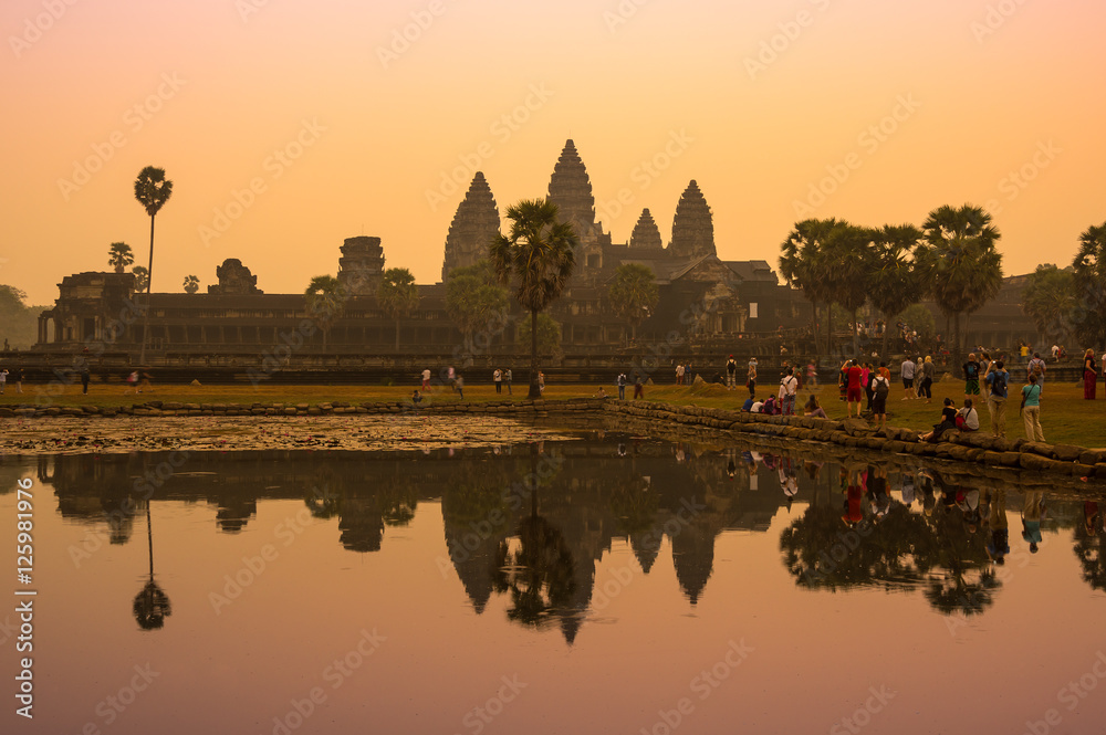 Fototapeta premium Angkor Wat temple
