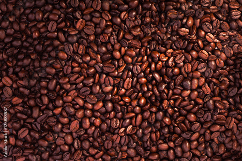 Fototapeta Naklejka Na Ścianę i Meble -  Close-up of coffee beans for background and texture - the beautiful food background