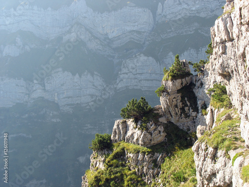 Wunderschöne Schweiz. Impression einer Bergwanderung. photo