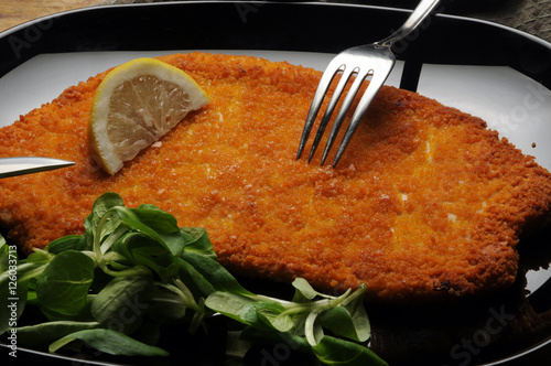 Vászonkép Bécsi szelet Cotoletta alla milanese Wiener Schnitzel Tonkatsu 豚カツ Тонкацу Венск