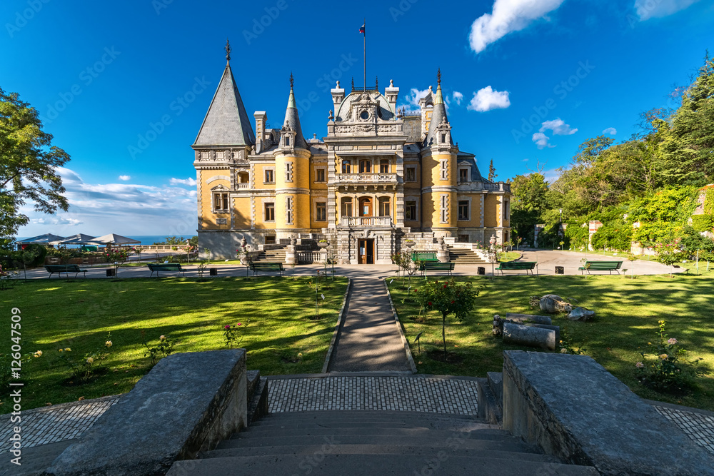 Fototapeta premium Massandra palace of Emperor Alexander III