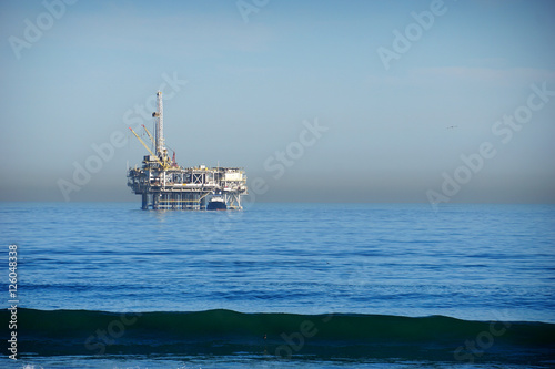 oil platforms in pacific ocean © jdoms