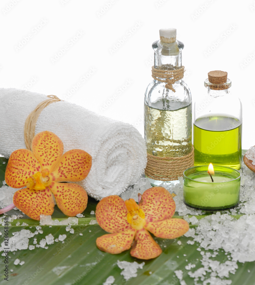 Spa set on banana leaf
Spa set on banana leaf