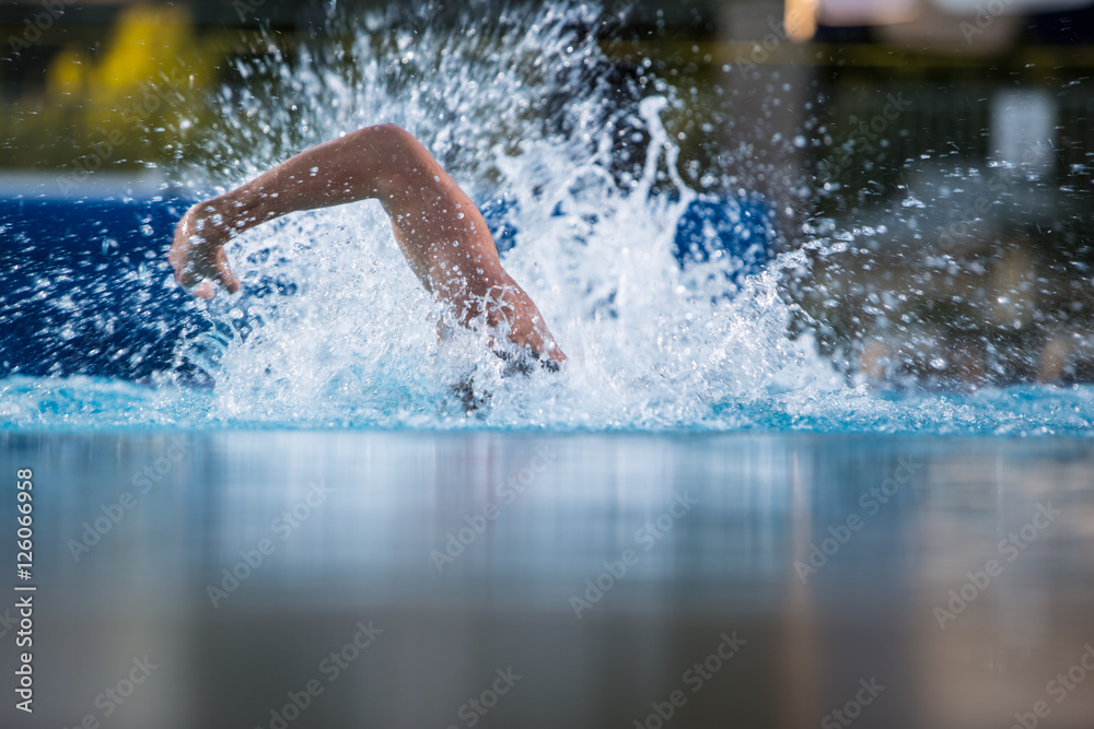 swimmer splashing
