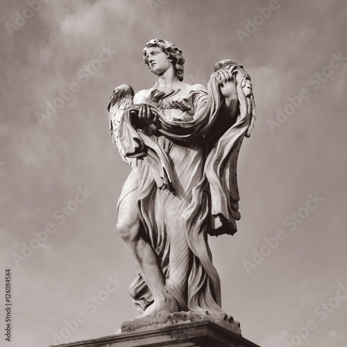 statue castel santangelo rom, italy