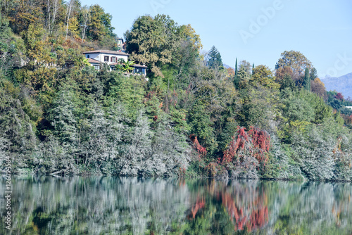 A house on the lakeside of Muzzano