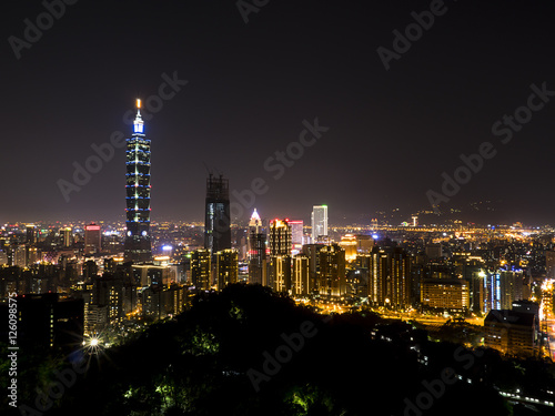 Sunset of cityscape nightlife view of Taipei 2