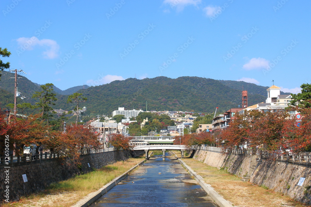 Naklejka premium 芦屋川
