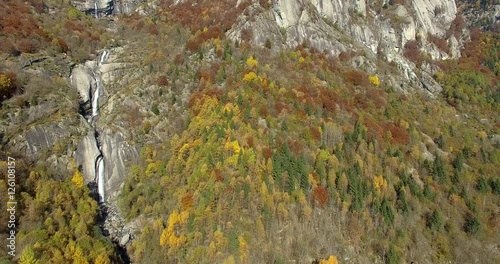 
Aerial 4k - Val di Mello - Valmasino (IT) - Cascata in Località Cà di Rogni - vista aerea autunnale  photo