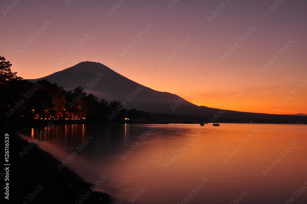 富士山と夕焼け