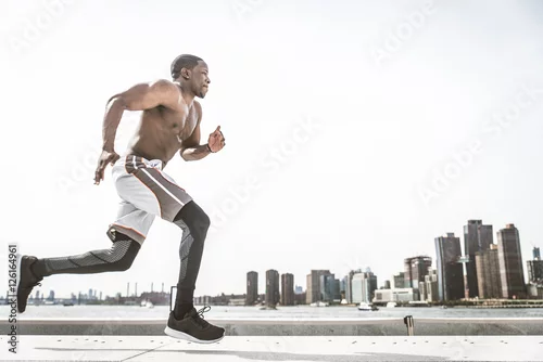 Obraz Trener biegowy na świeżym powietrzu