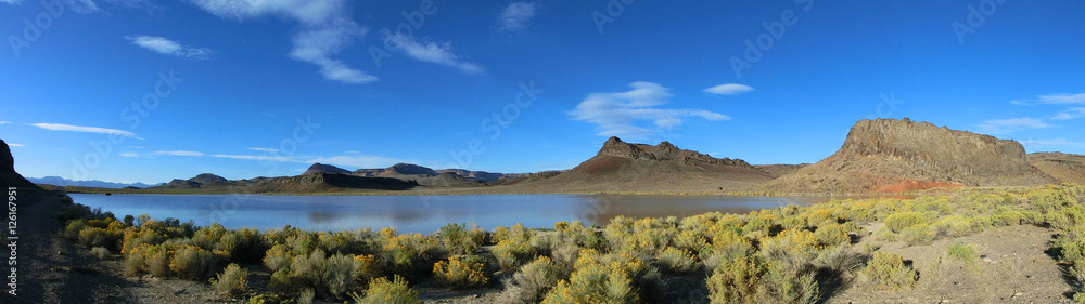 Scenic Nevada landscape with tranquil lake panoramic - obrazy, fototapety, plakaty 