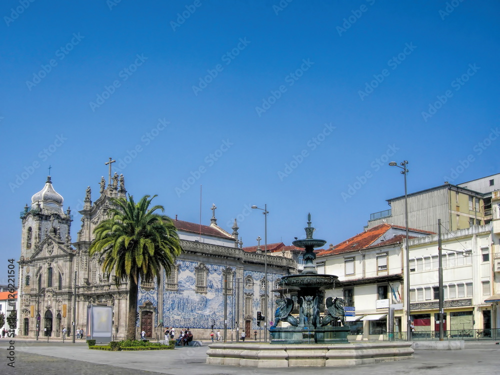 Porto, Igrejas do Carmo