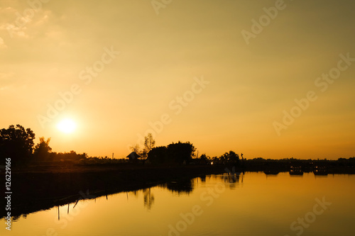 Fototapeta Naklejka Na Ścianę i Meble -  Beautiful  sunset landscape