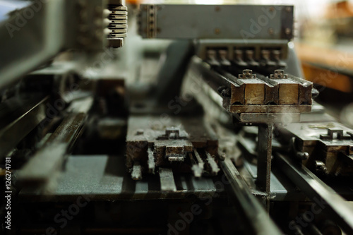Old knitting machine in function