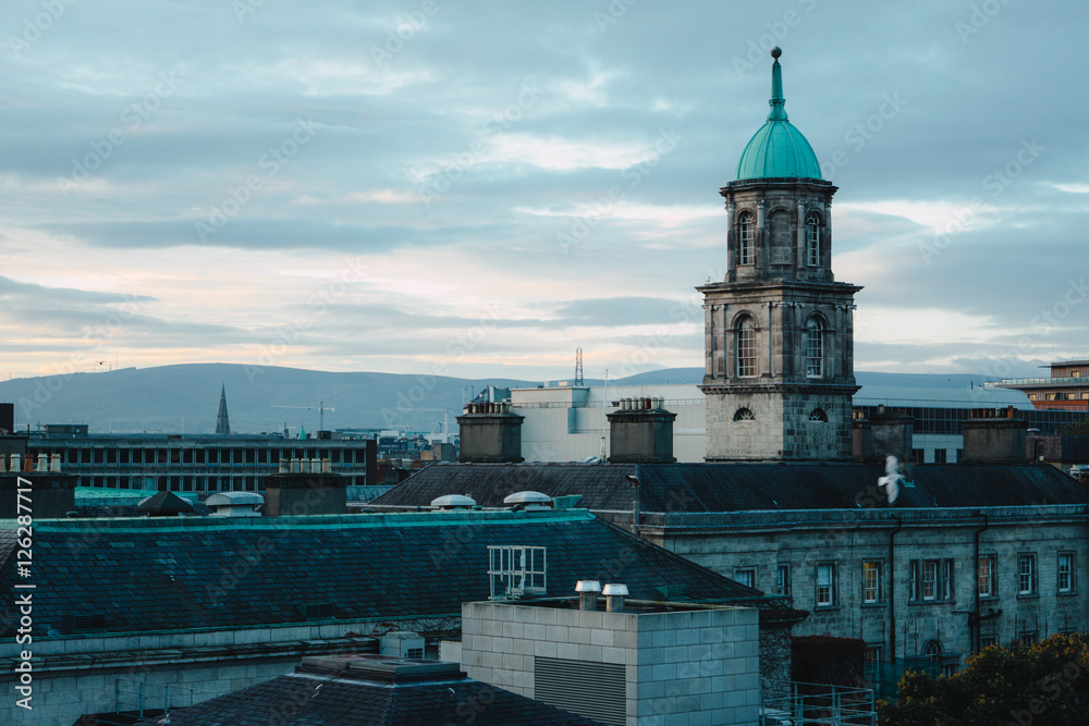 Naklejka premium Dublin Rooftops at dawn
