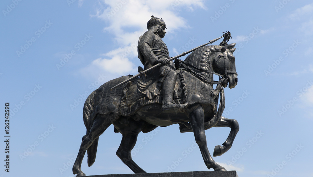 Life-sized bronze statue of Maharana Pratap at Maharana Pratap Memorial, Udaipur, Rajasthan balanced on his loyal and favorite horse, Chetak. Life-sized bronze statue of Maharana Pratap at Maharana Pratap Memorial, Udaipur, Rajasthan balanced on his loyal and favorite horse, Chetak.