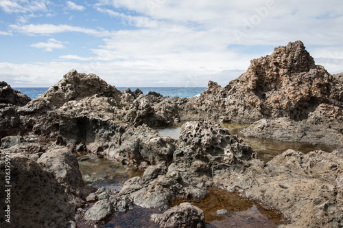 Roches volcanique à Playa San Juan - Tenerife © Thomas Pajot