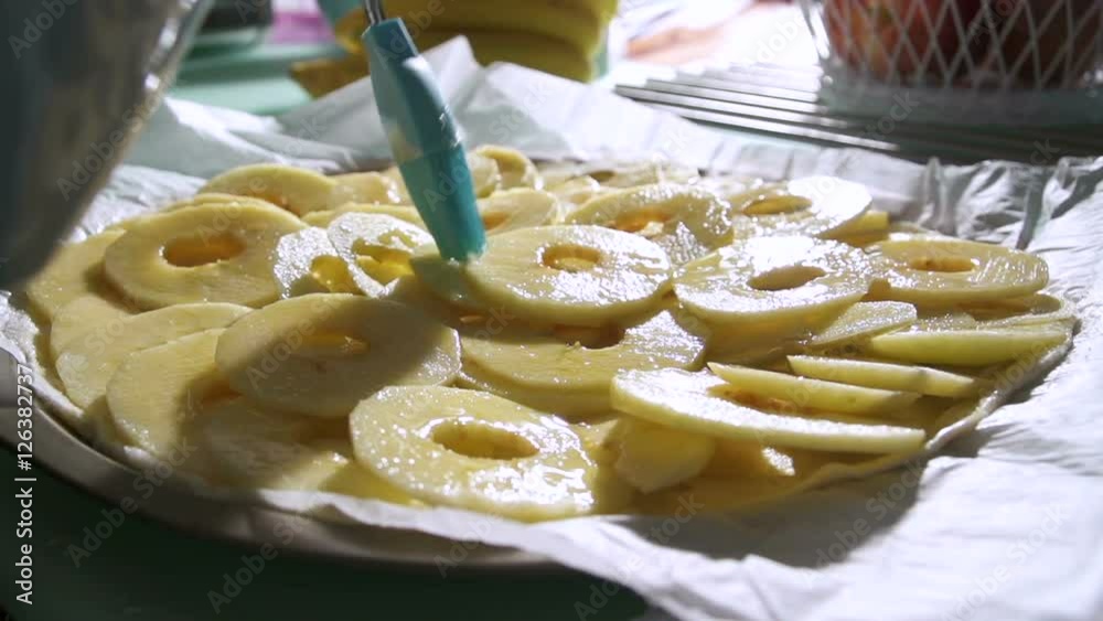 apple pie slowmotion