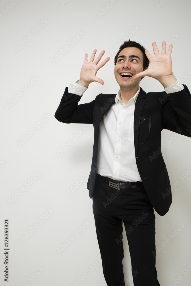 応援するビジネスマン