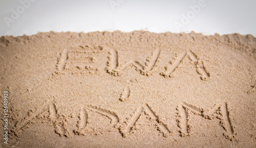 Ewa i Adam na piasku