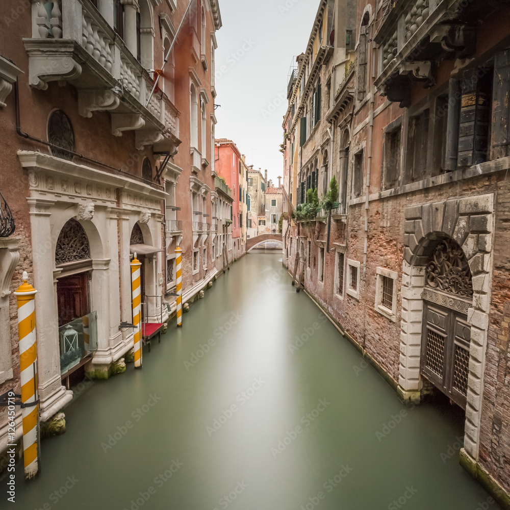 Fototapeta premium Vernice in slow motion