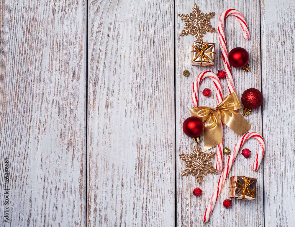 christmas decorations - gift box, candy canes