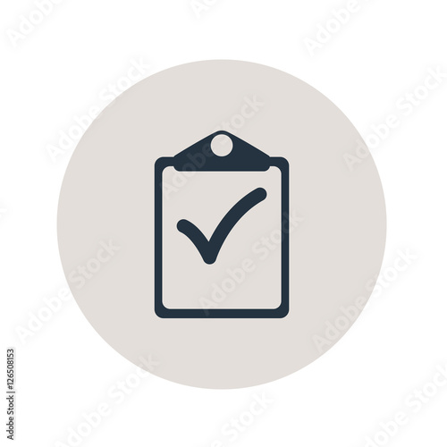 Icono plano clipboard con validacion en circulo gris