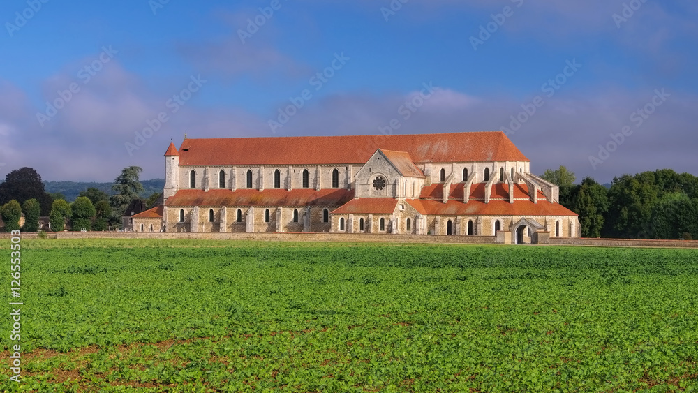 Pontigny Kloster - old Pontigny Abbey, Burgundy Pontigny Kloster - old Pontigny Abbey, Burgundy