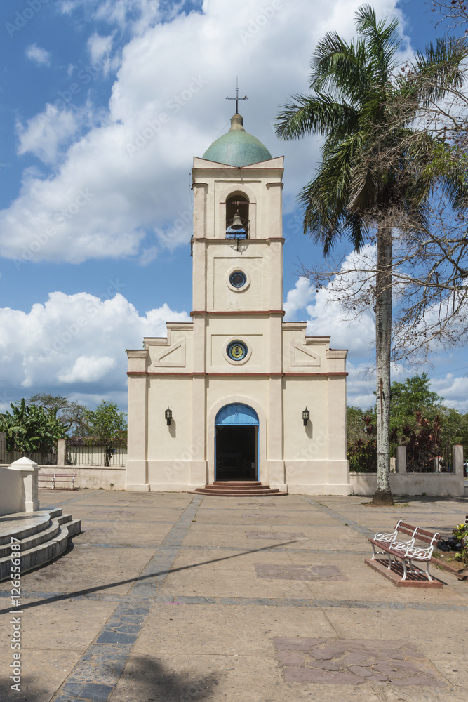 Kuba,Vinales; Außenaufnahme von der historischen Kirche von Kuba,Vinales; Außenaufnahme von der historischen Kirche von