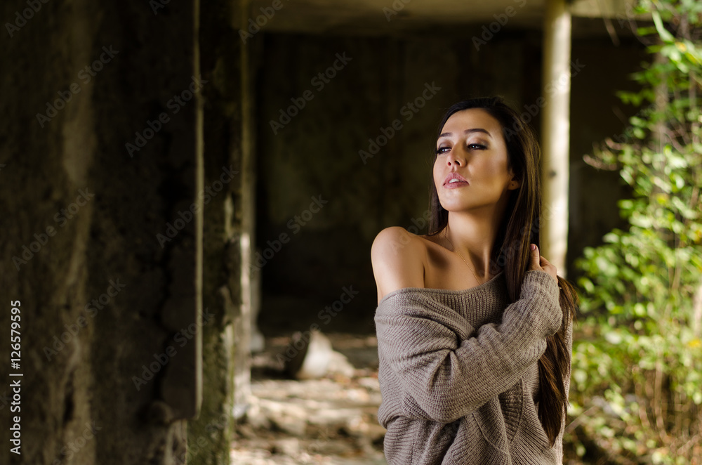 Fototapeta premium portrait of a beautiful young woman