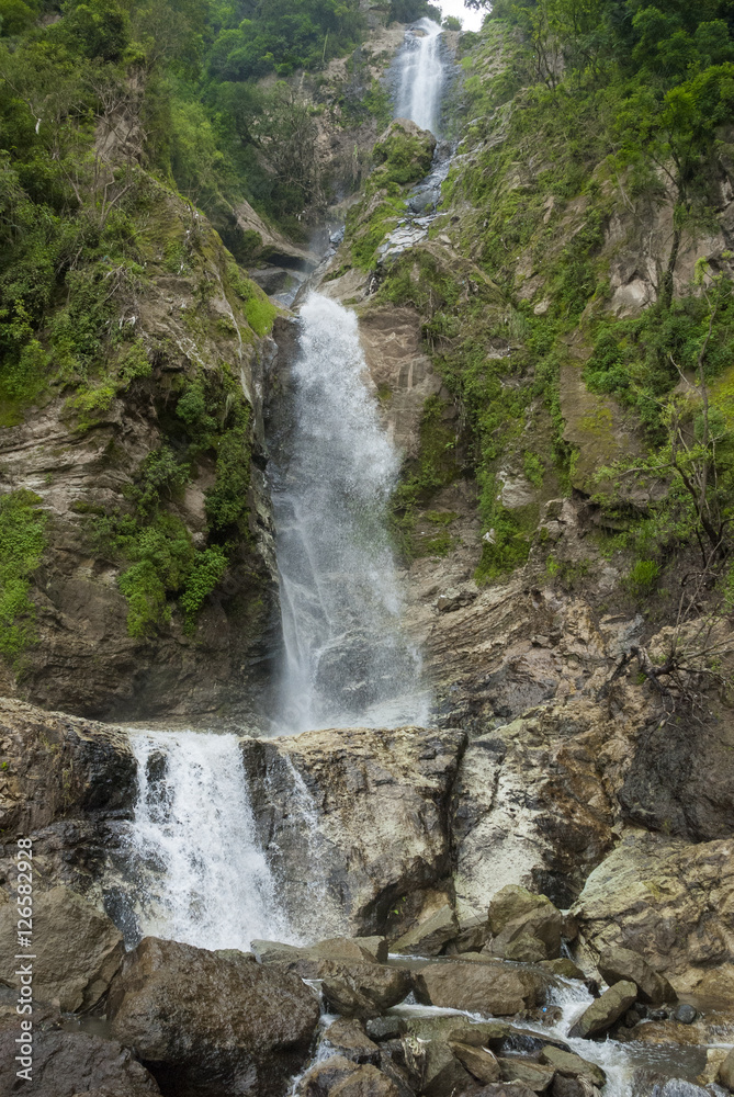 Fototapeta premium Wodospad w Solola, Gwatemala