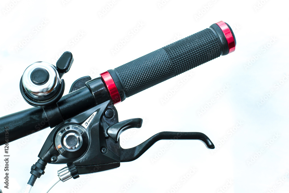A brake lever integrated with 3 speed shifter are mounted on a