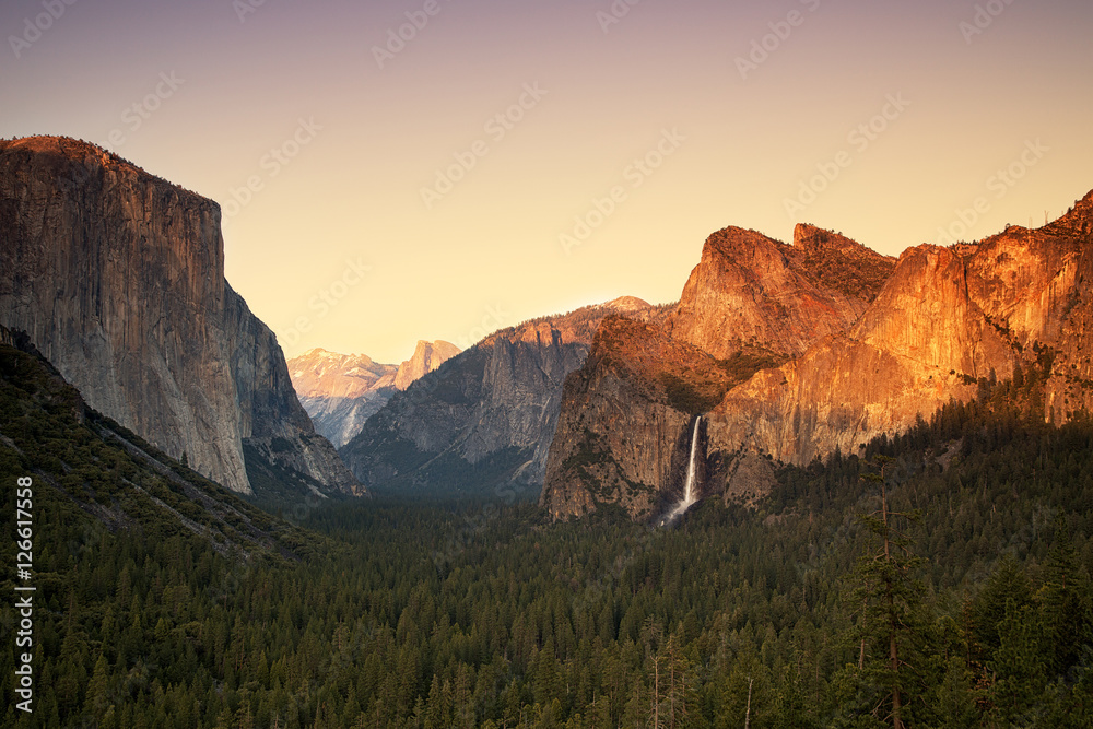 Yosemite Valley Sunset Yosemite Valley Sunset