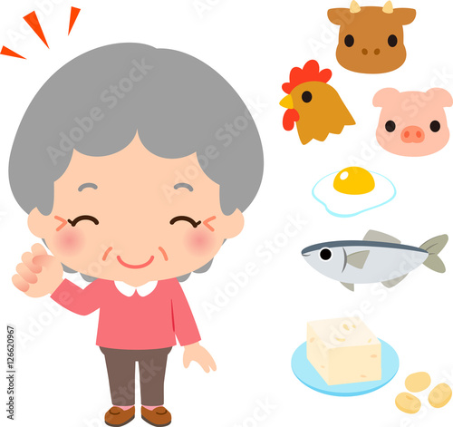 蛋白源となる食品と笑顔のシニア女性