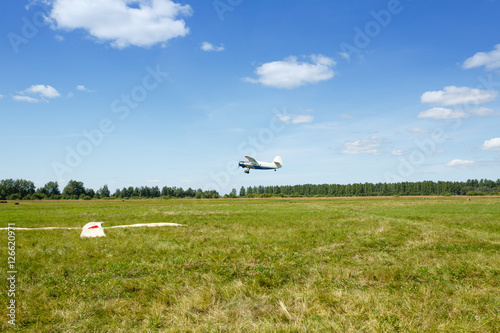The plane takes off © Yuriy Afonkin