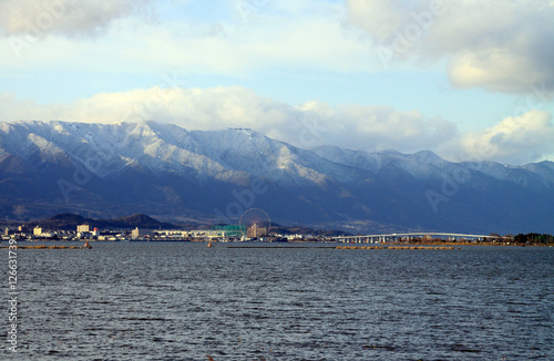 冬の琵琶湖 © Hick