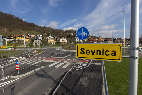 Obraz na płótnie Sevnica, Slowenien - Herkunftsort Melania Trump w salonie