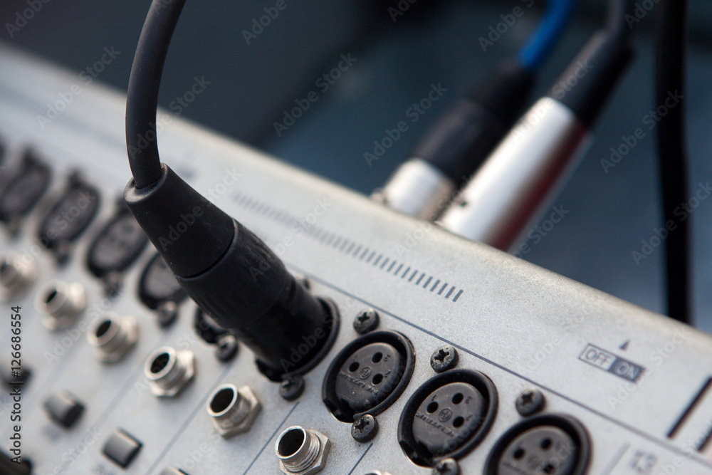 Audio plugs with the wire.Connection cables connect amplifier and speaker.